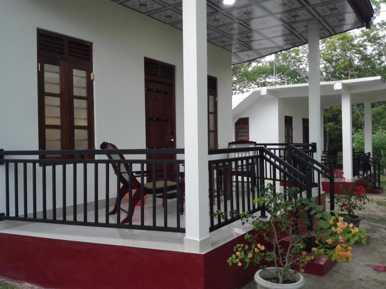 Calm Garden Cabanas แทนกาลเล ภายนอก รูปภาพ