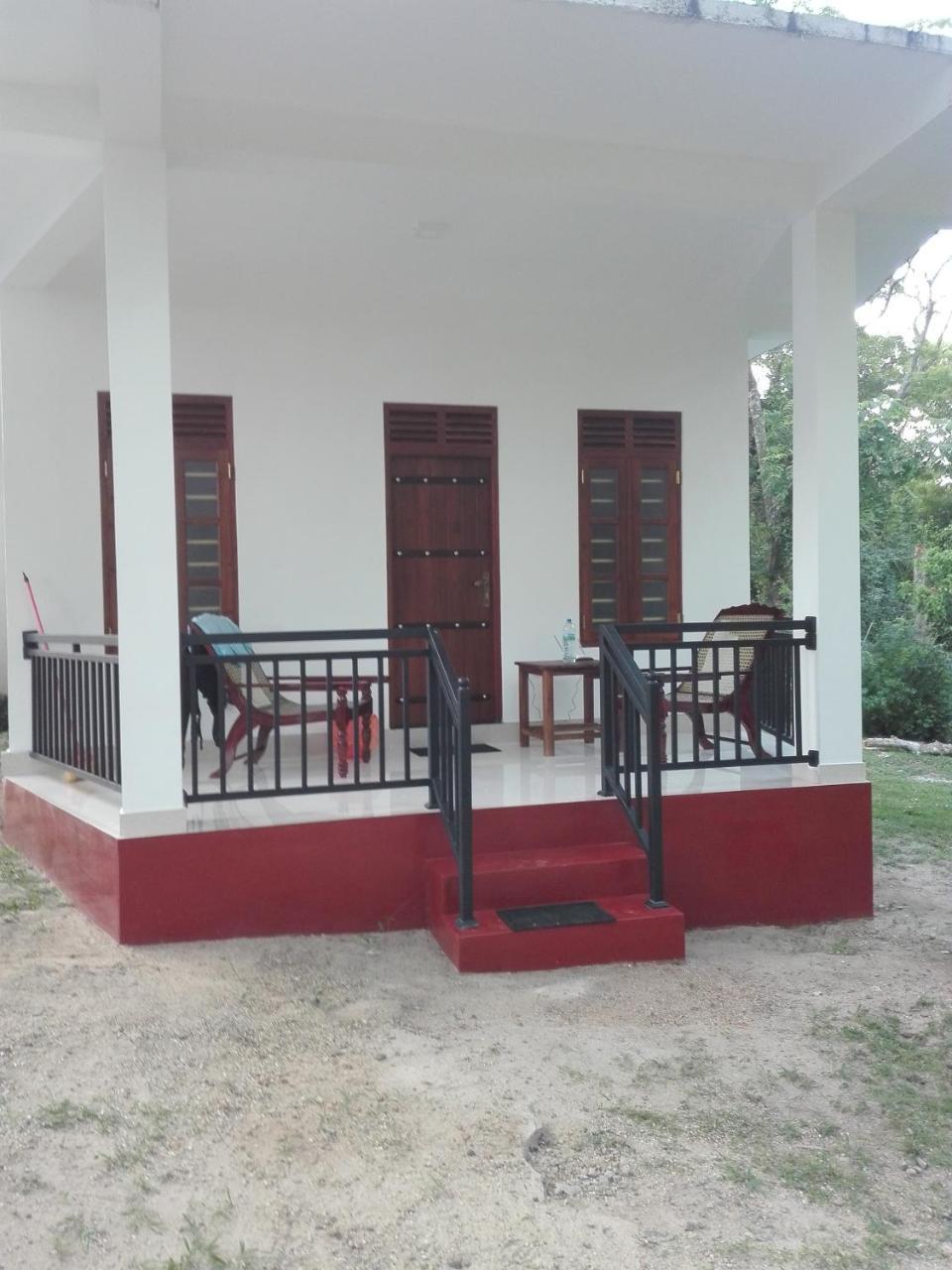 Calm Garden Cabanas แทนกาลเล ภายนอก รูปภาพ
