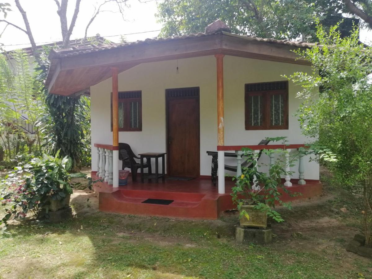 Calm Garden Cabanas แทนกาลเล ภายนอก รูปภาพ
